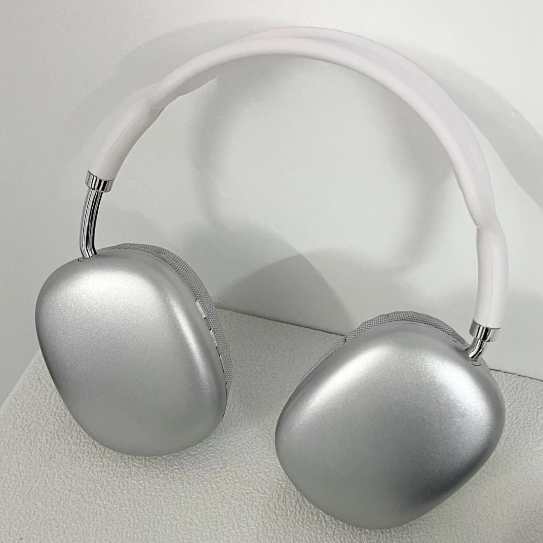 P9 Wireless Bluetooth Headphones - Free Cash on Delivery